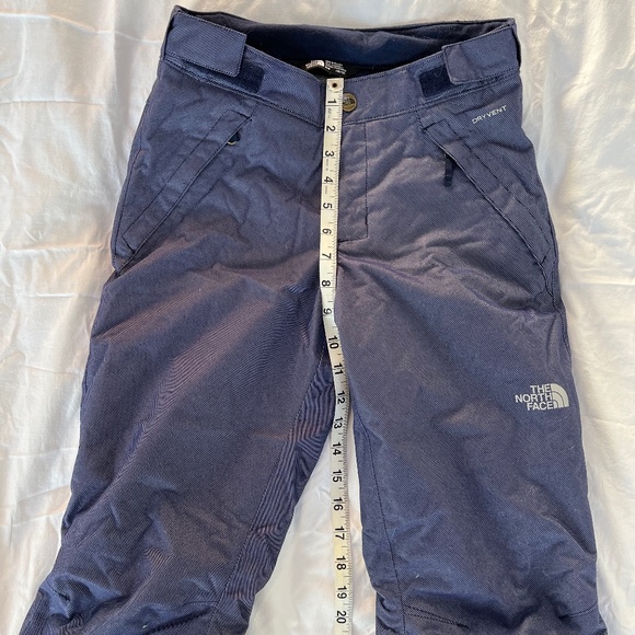 Girl's North Face Insulated Pants - Size 10/12 Medium